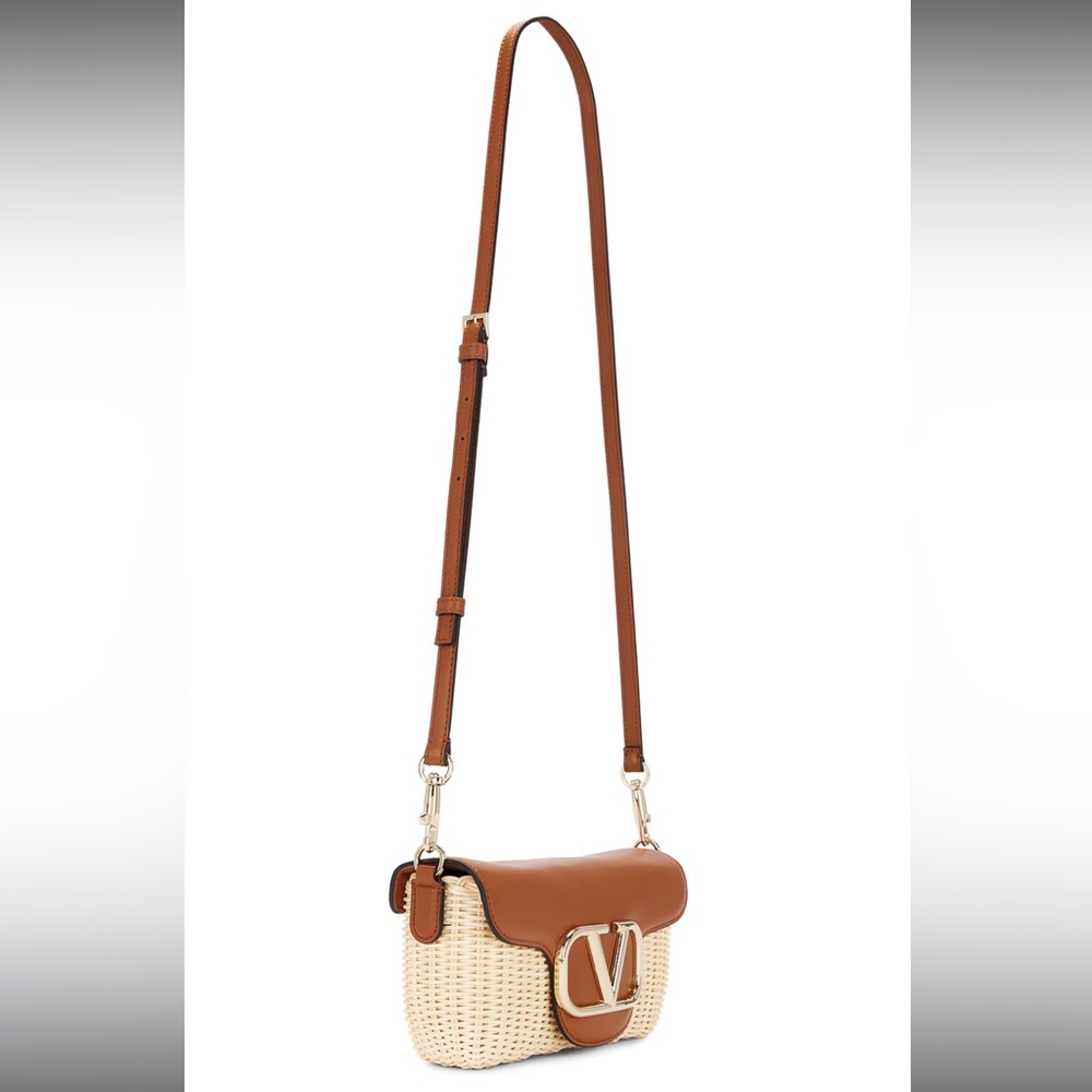 VALENTINO GARAVANI
Logo embellished leather-trimmed raffia shoulder bag - Picture 5 of 8